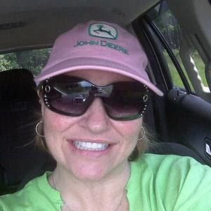 Meet your Posher, Lorri